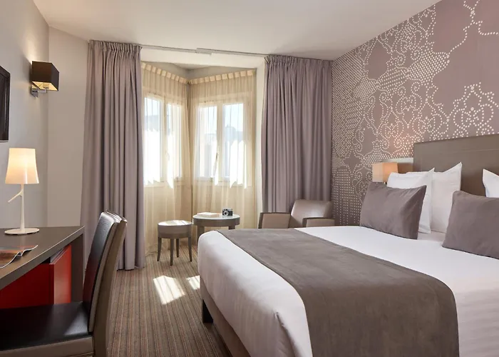 Timhotel Opéra Blanche Fontaine Parigi